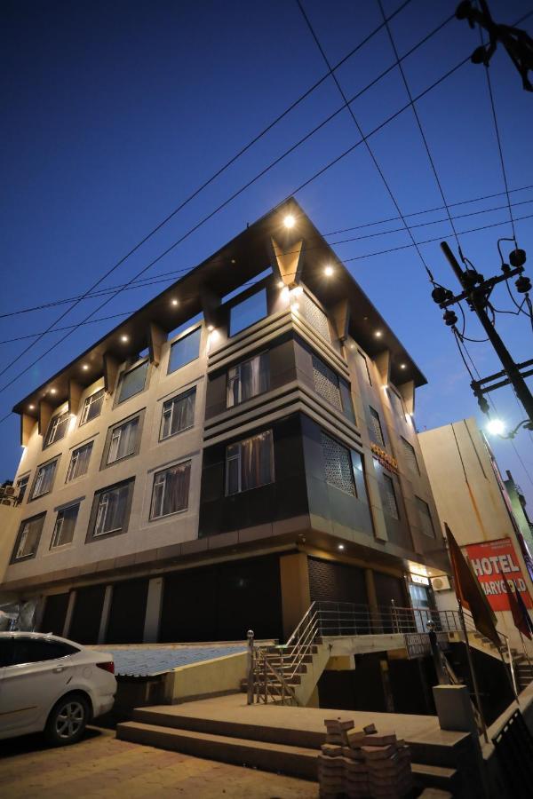 Hotel Marygold Агра Екстериор снимка